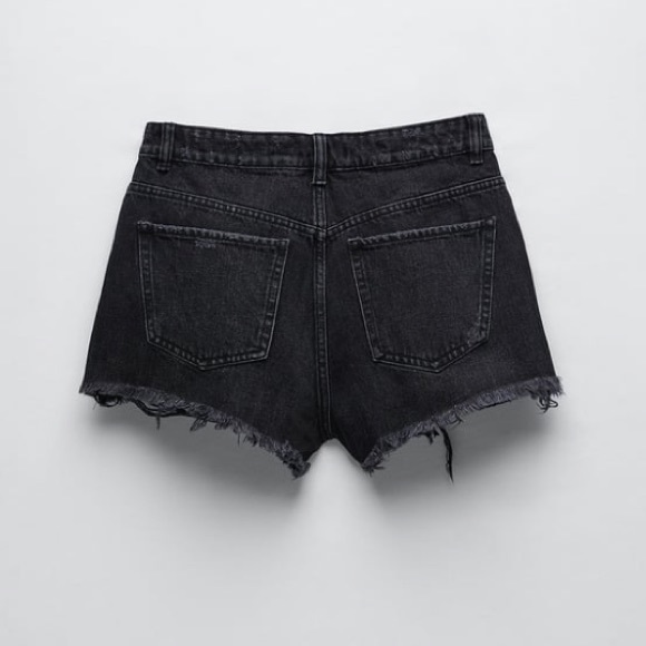 Sold ZARA Black High Rise Frayed Hem Denim Shorts - Picture 8 of 11